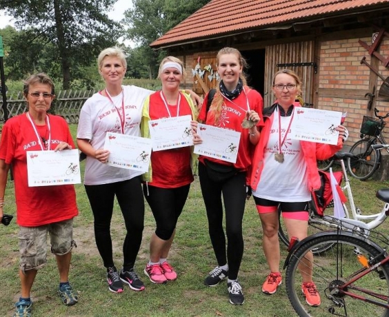 Rajd Rowerowy 100 km na 100-lecie Niepodległej Polski na mecie
